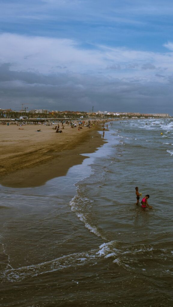 10 Fun and Affordable Family Activities in Playa de San Juan and Alicante